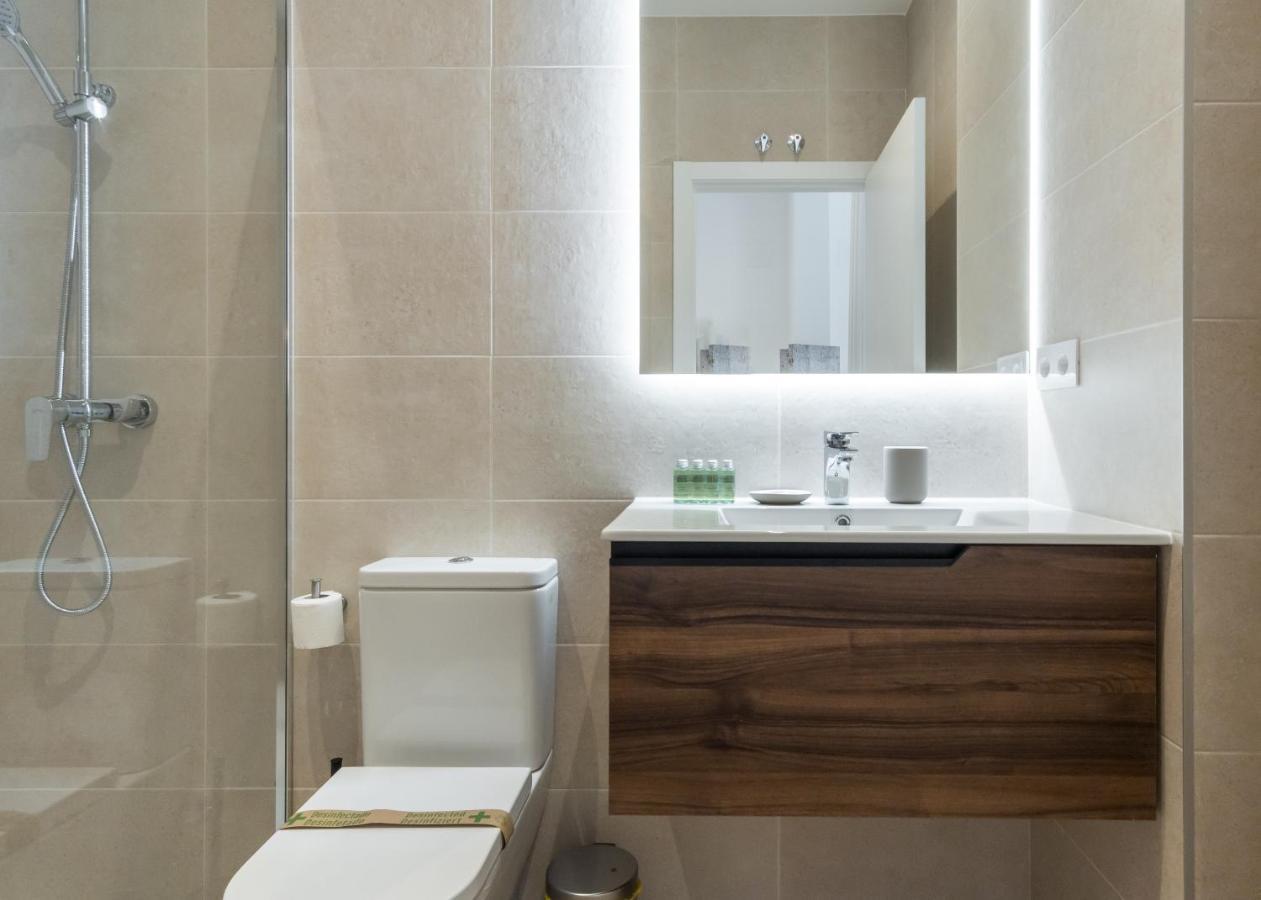 Modern And Bright- 2 Bd 2 Bth - Center Lägenhet Madrid Exteriör bild
